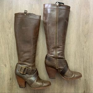 Frye brown leather boots with heel and round toe